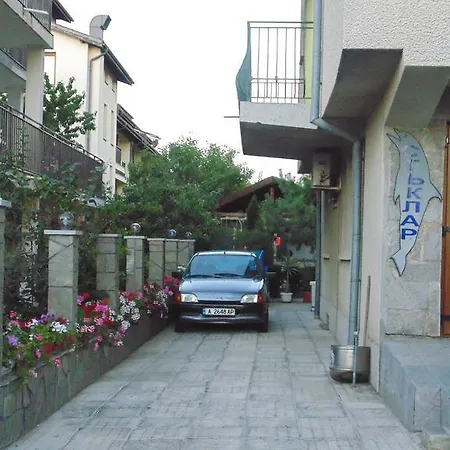 Topalovi Πανσιόν