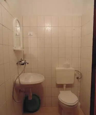 Topalovi Πανσιόν 2*